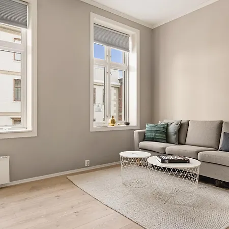 Dinbnb I Discover The Hidden Gems Of I Easy Check-in *